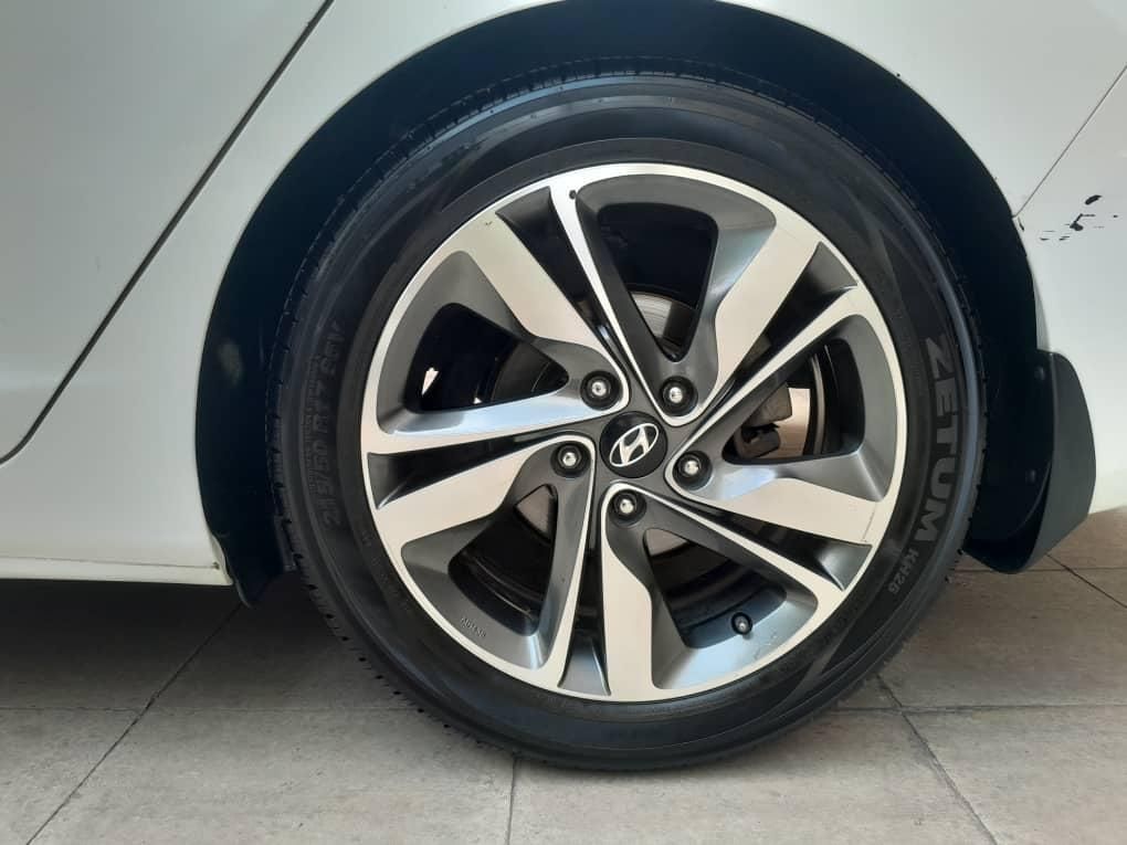 هیوندای النترا 1.8 لیتر - 2014