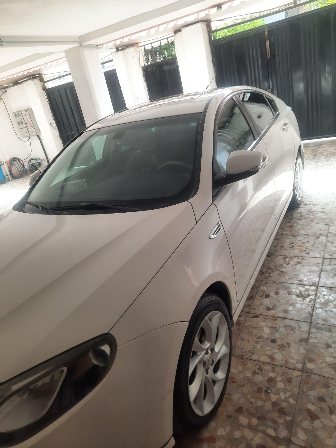 ام جی 6 لیفت بک GT فیس قدیم - 2013