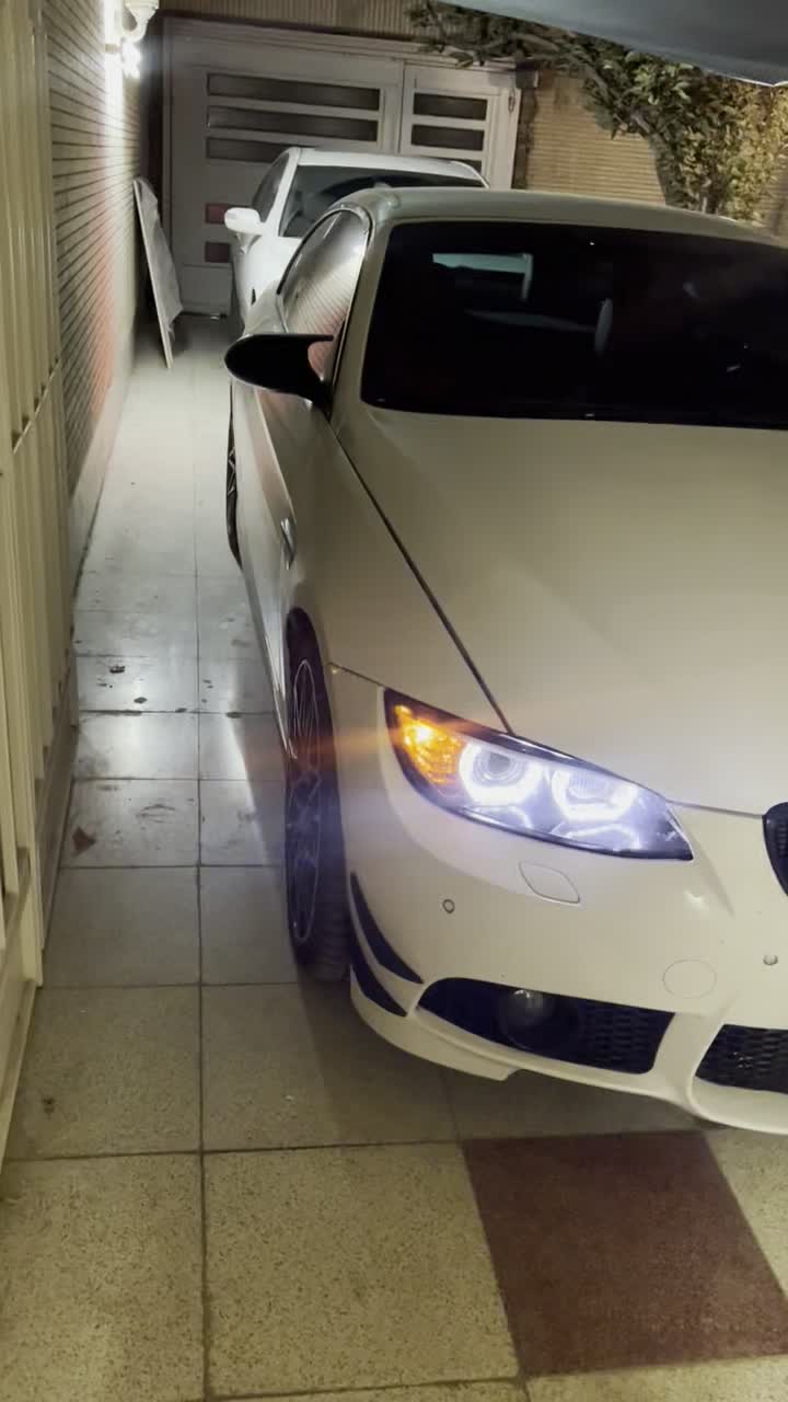 ب ام و سری 3 کروک 335i - 2010