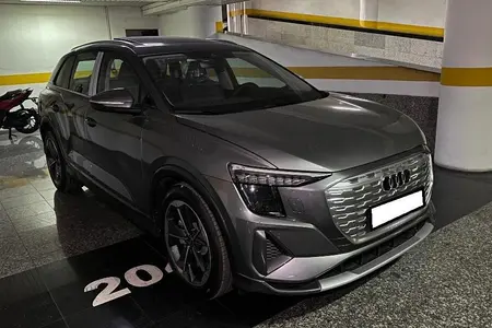 آئودی الکتریکی Q5 ۴۰ - 2024