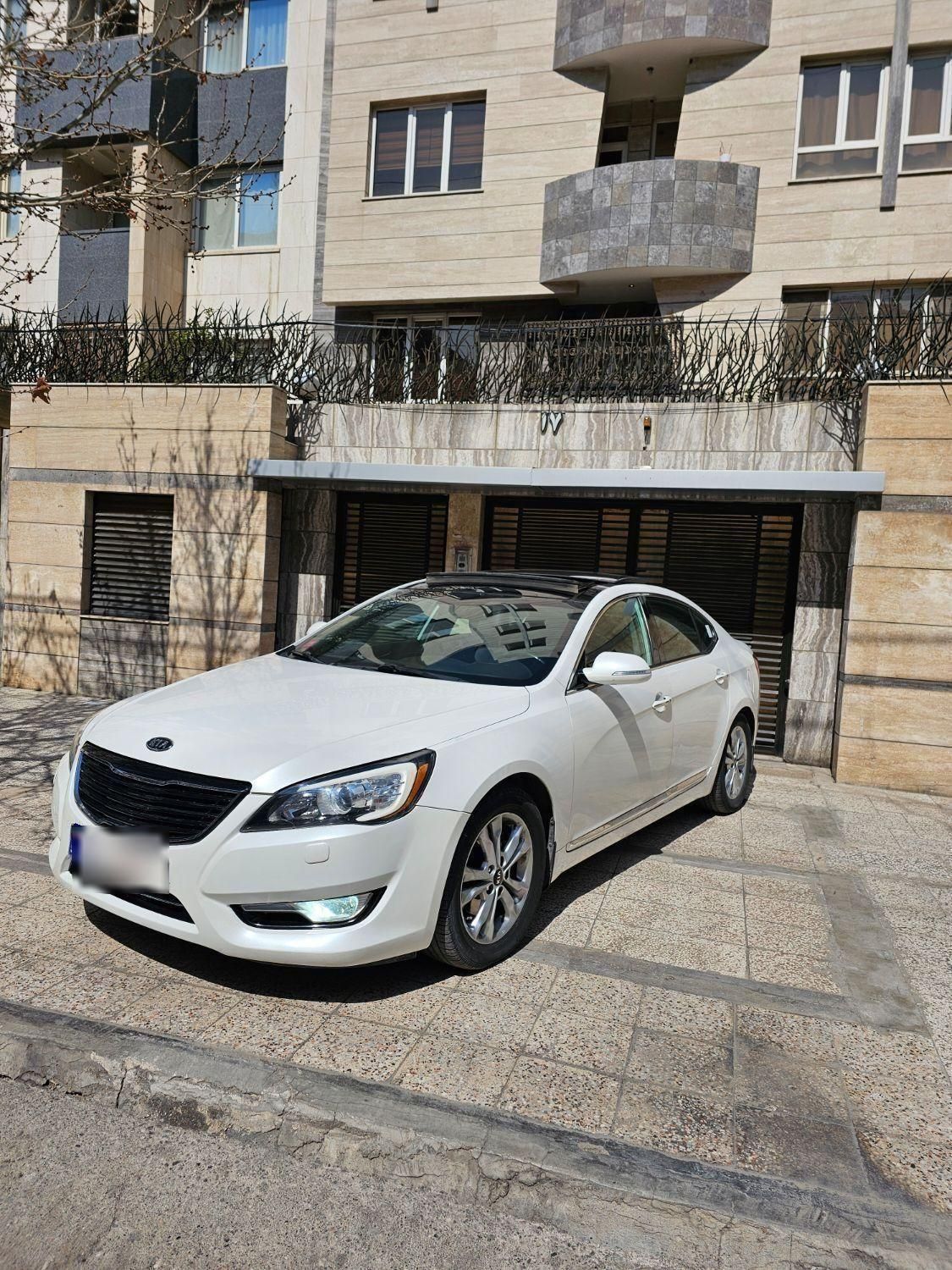 خودرو کیا، کادنزا آگهی ann_19269357