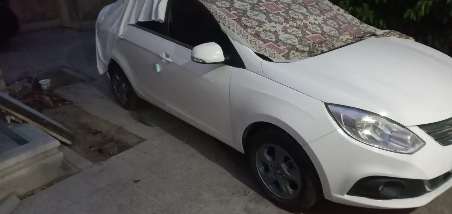 جک J4 اتوماتیک ساده - 1402