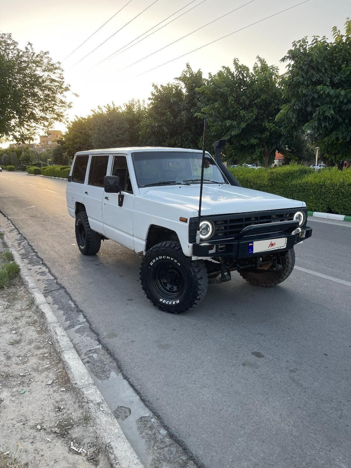 نیسان پاترول چهار درب 6 سیلندر - 1376