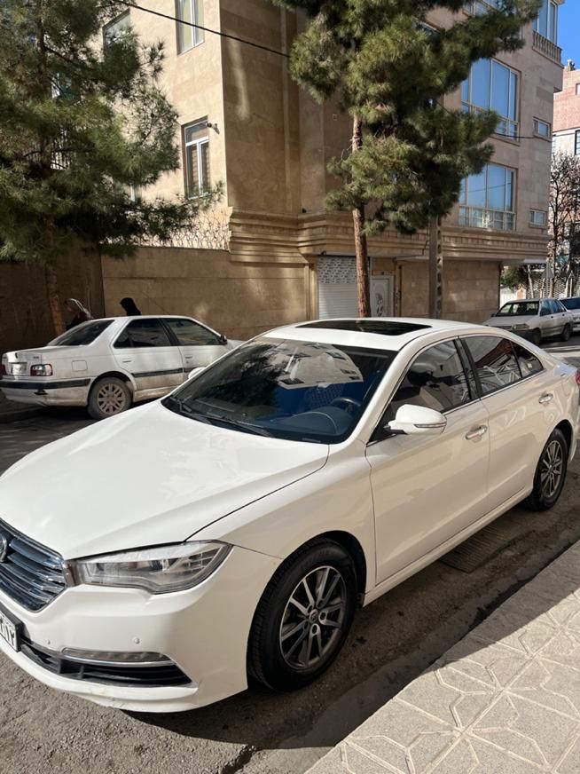 لیفان 820 اتوماتیک - 1395