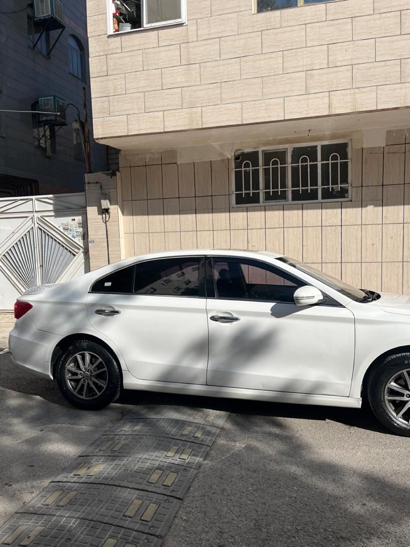 لیفان 820 اتوماتیک - 1395
