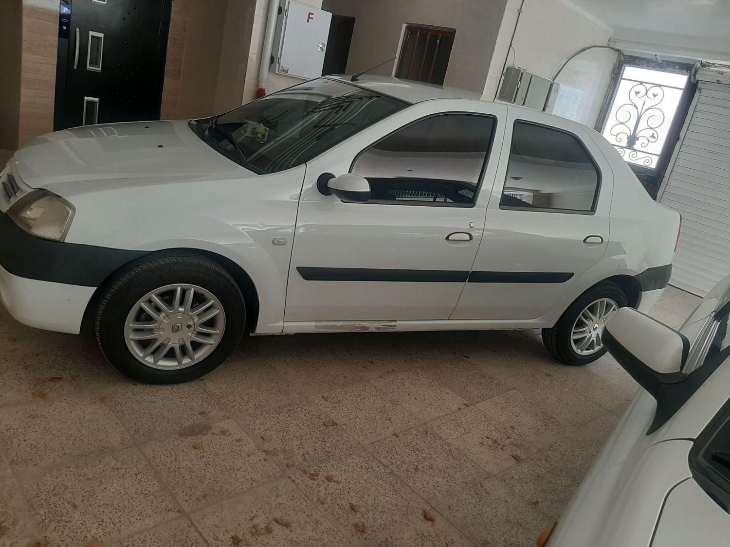 خودرو رنو، پارس تندر آگهی ann_19270253