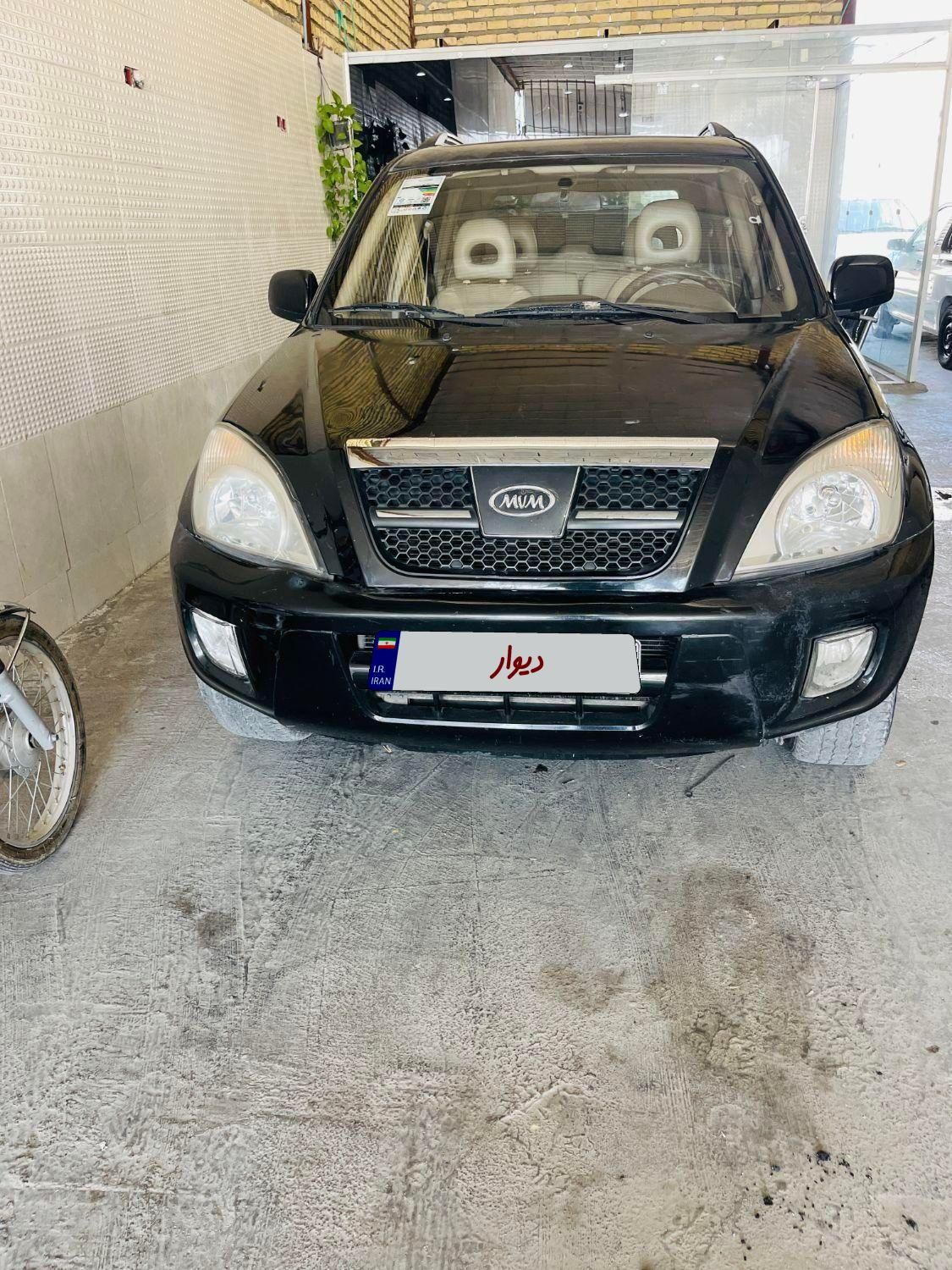 ام وی ام X33 دنده‌ای ساده - 1391