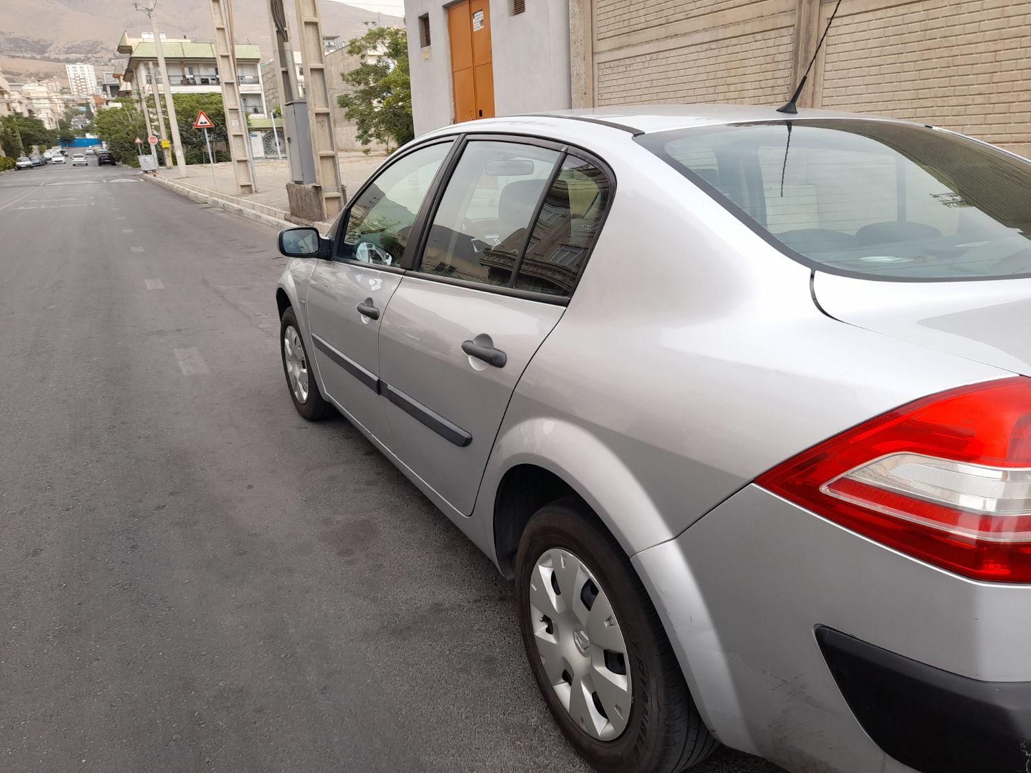 رنو مگان وارداتی دنده‌ای 1600 - 2008