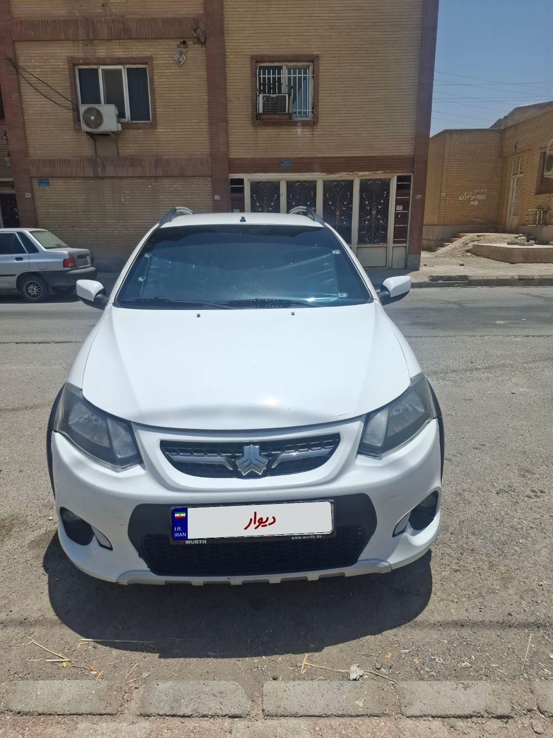 خودرو کوییک، معمولی آگهی ann_19273452