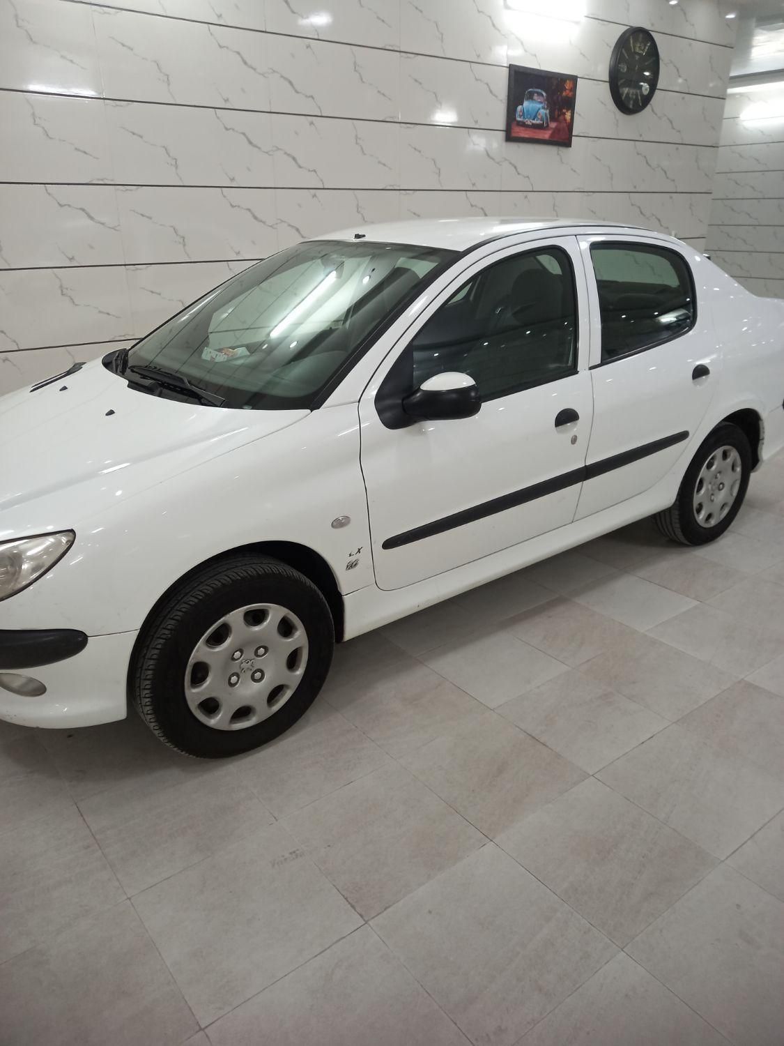 پژو ۲۰۶ صندوق دار v8 - 1395