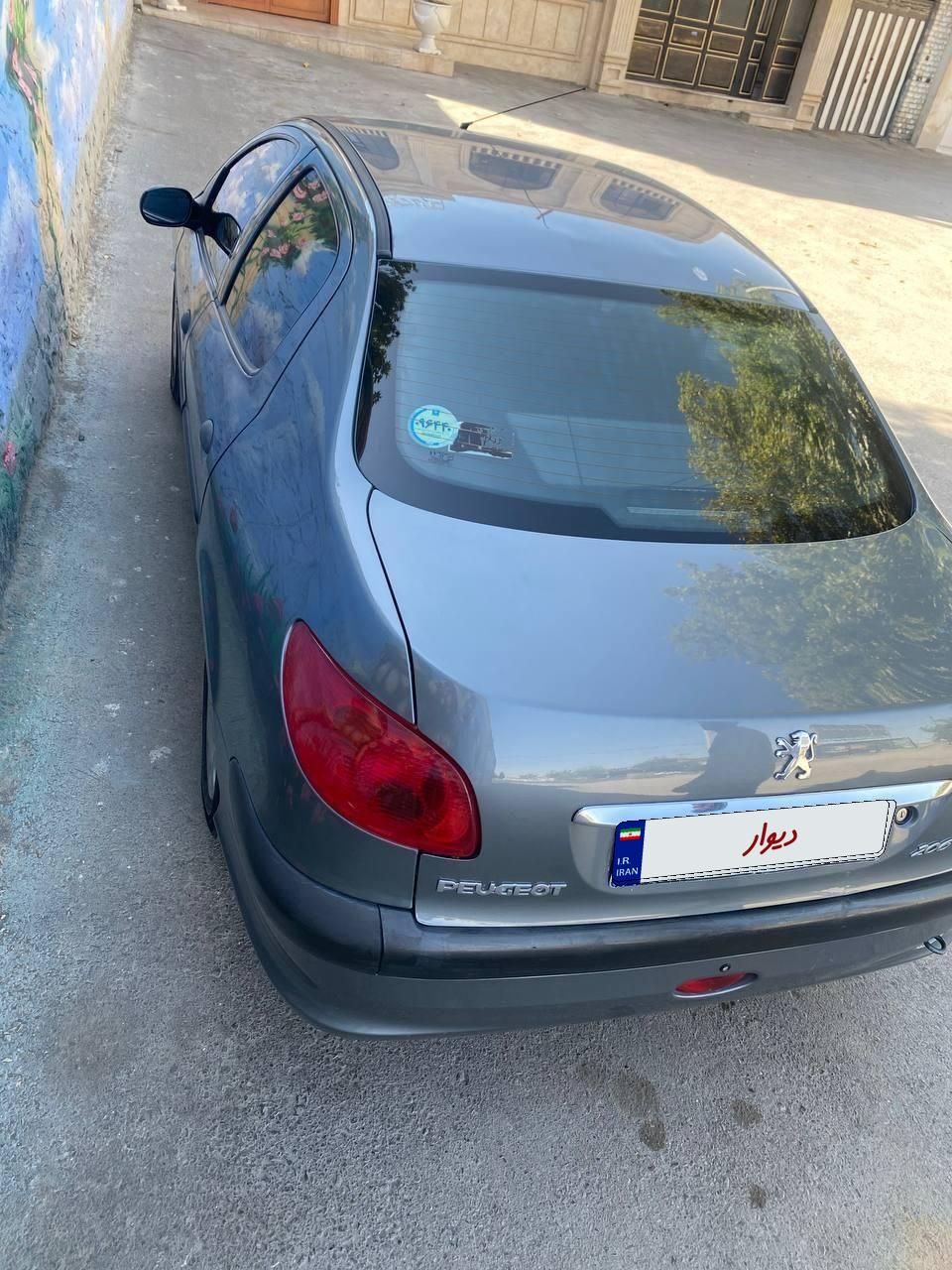 پژو ۲۰۶ صندوق دار v8 - 1399