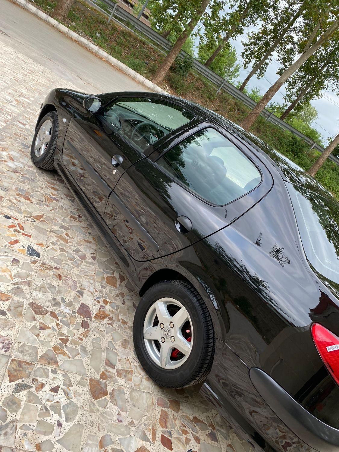 پژو ۲۰۶ صندوق دار v8 - 1390