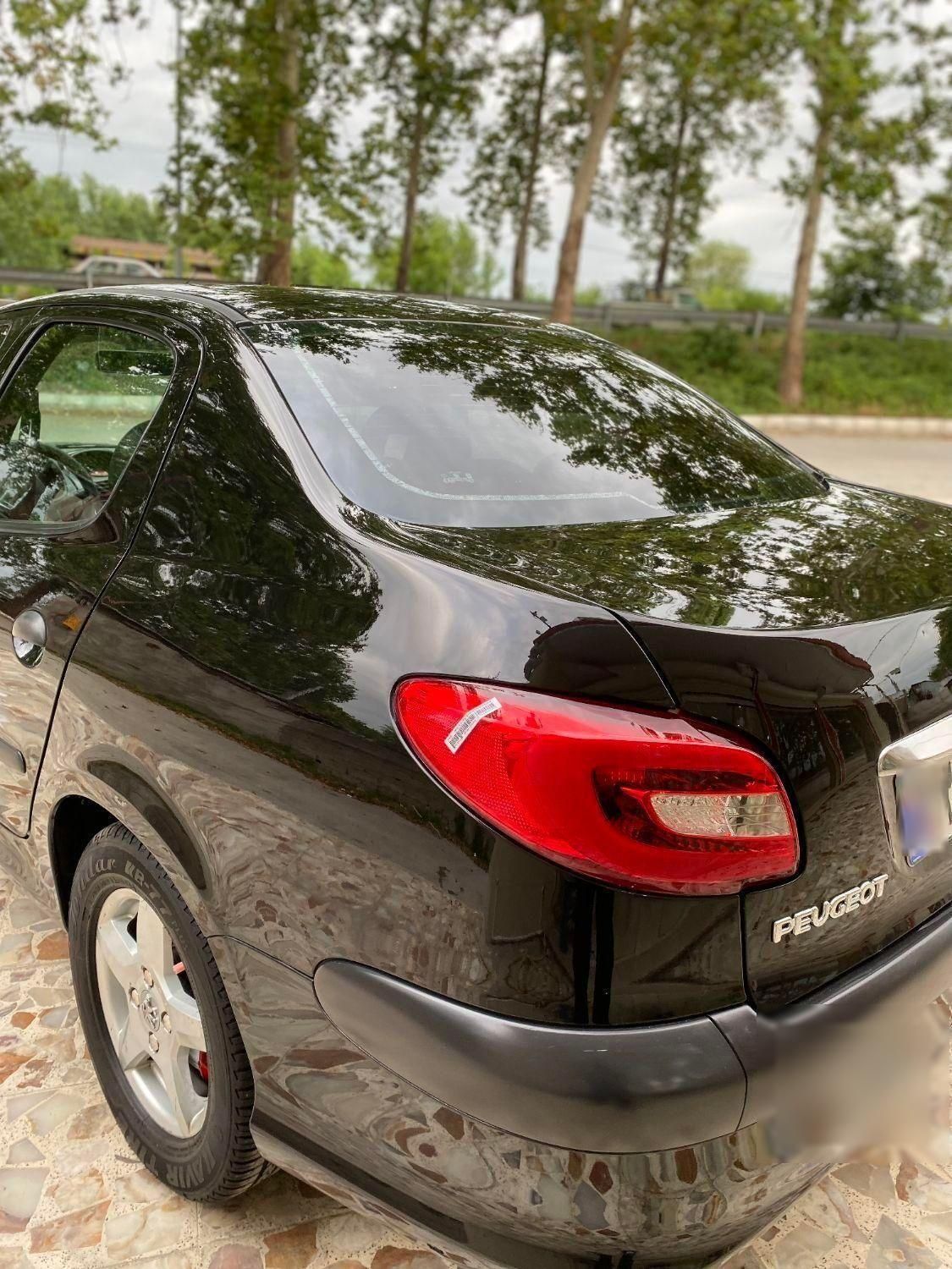 پژو ۲۰۶ صندوق دار v8 - 1390