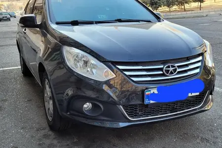 جک J4 اتوماتیک ساده - 1401