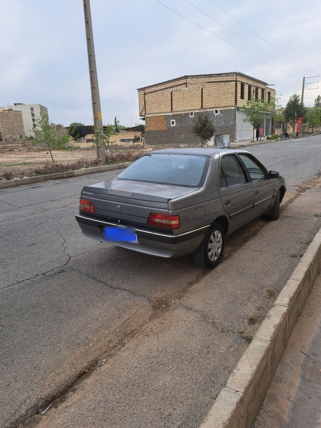 پژو 405 SLX بنزینی  XU7 - 1390