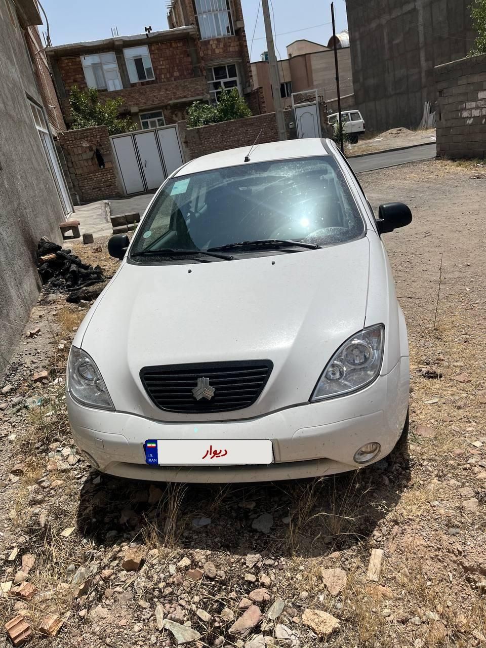 تیبا صندوق دار SX - 1401