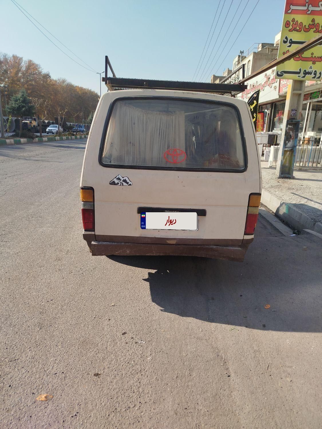 تویوتا هایس نسل ۴ بنزینی - 1402