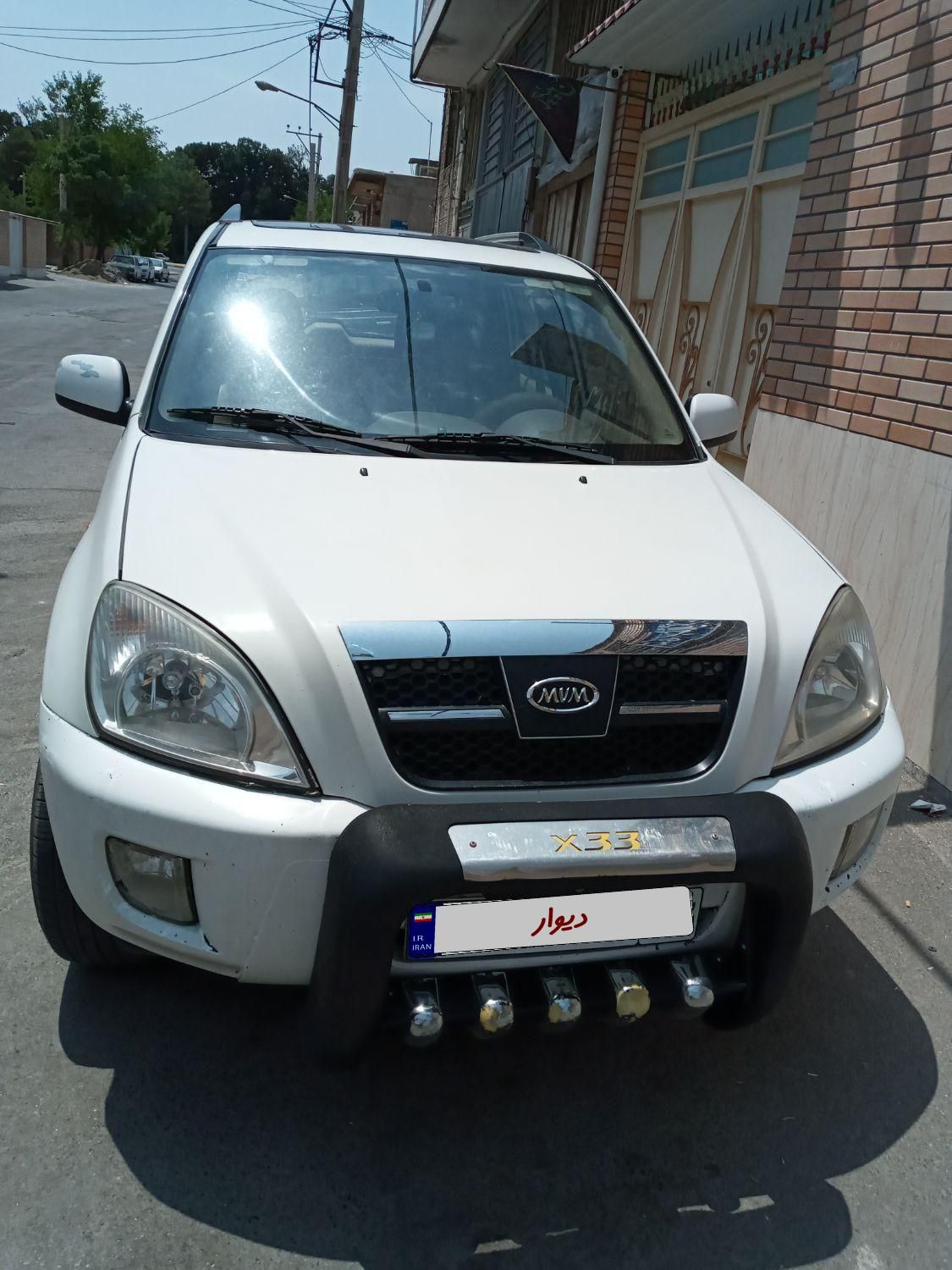 ام وی ام X33 دنده‌ای ساده - 1390
