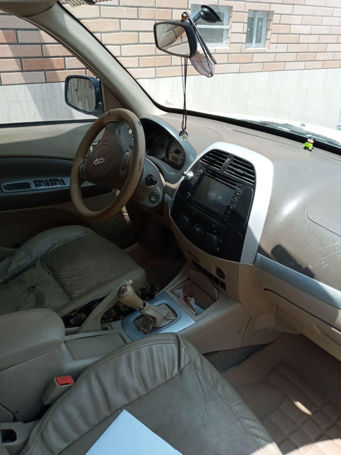 ام وی ام X33 دنده‌ای ساده - 1390