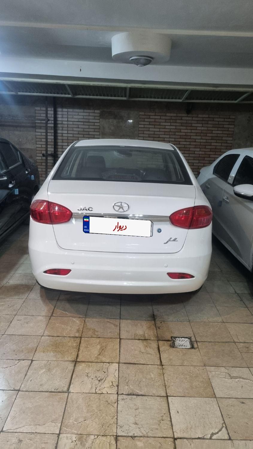 جک J4 اتوماتیک ساده - 1404