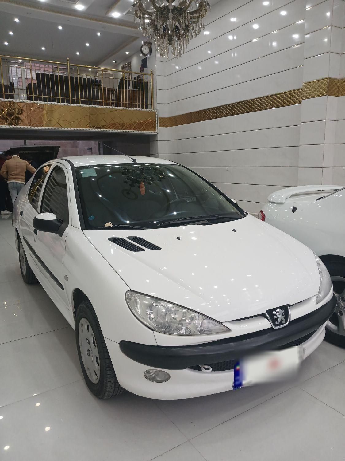 پژو ۲۰۶ صندوق دار v8 - 1396