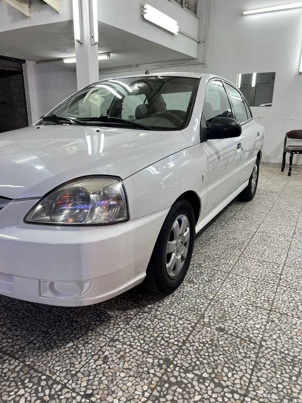 کیا ریو صندوقدار نیمه فول UB - 1389