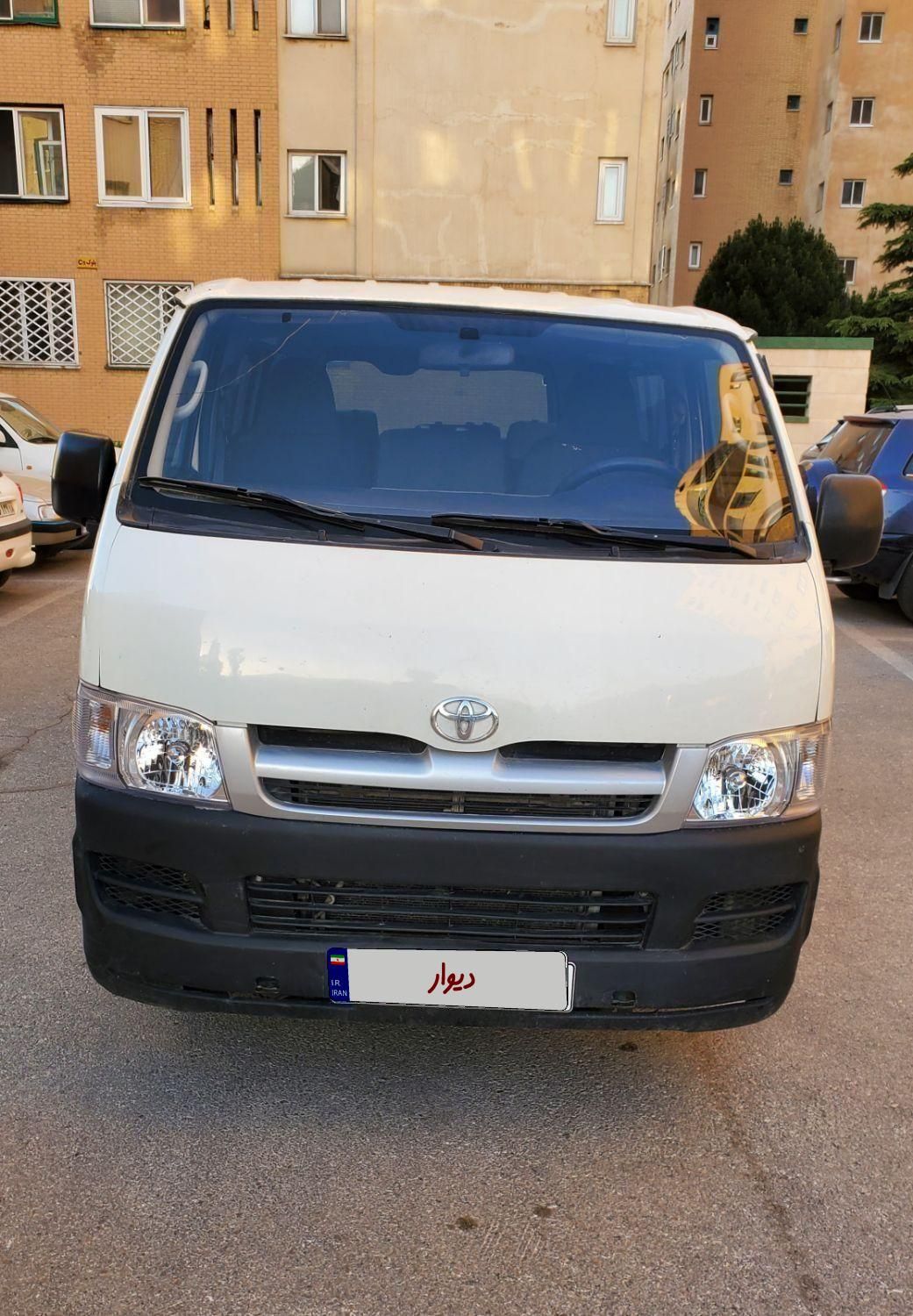 خودرو تویوتا، هایس آگهی ann_19277601