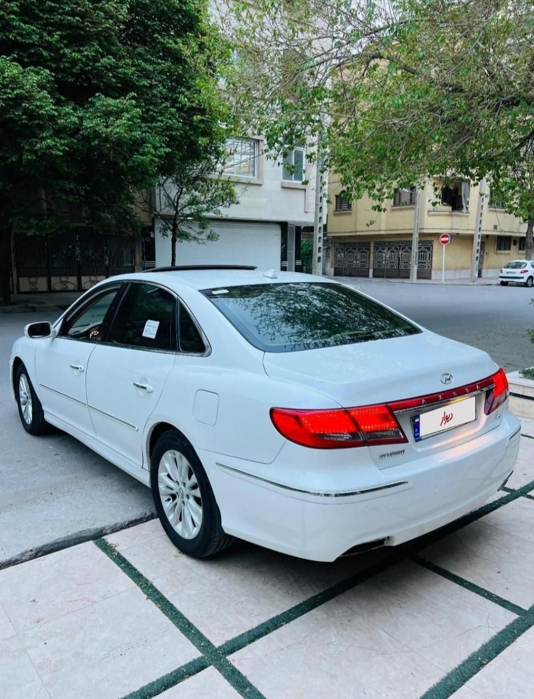 هیوندای آزرا (گرنجور) 3300cc - 2011