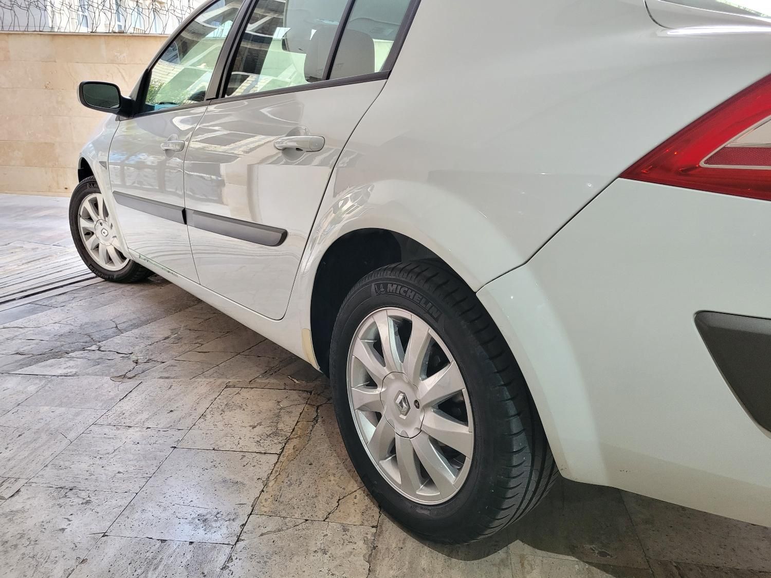 رنو مگان پارس خودرو 2000 - 1389