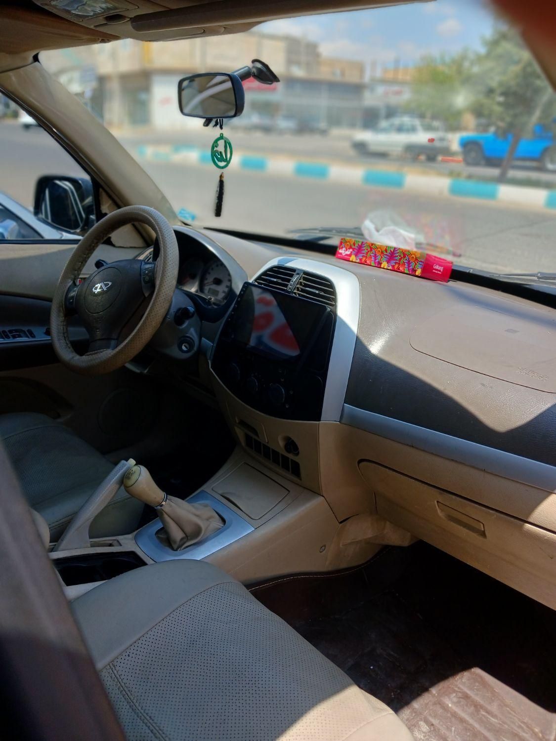ام وی ام X33 دنده‌ای ساده - 1392