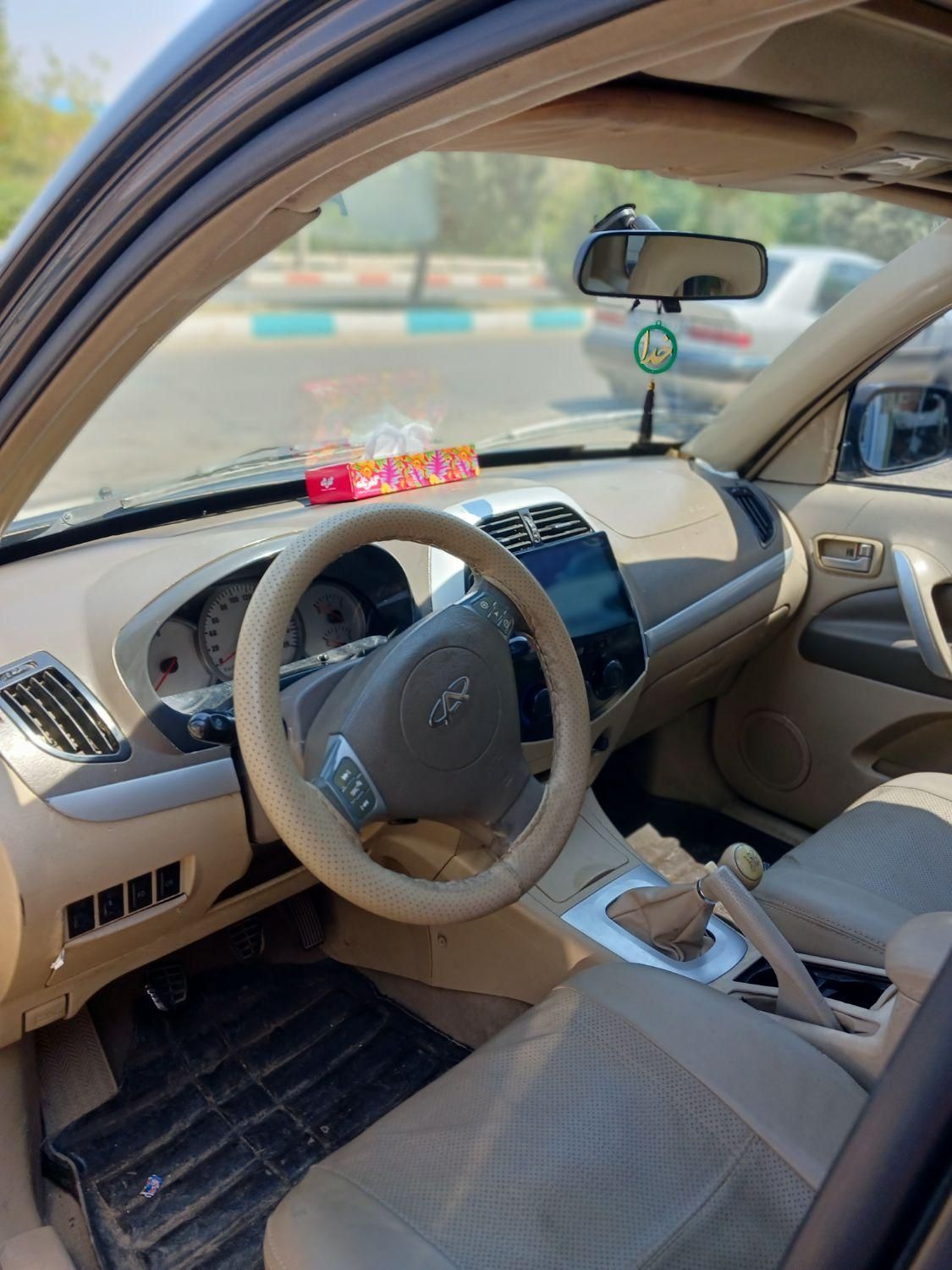 ام وی ام X33 دنده‌ای ساده - 1392