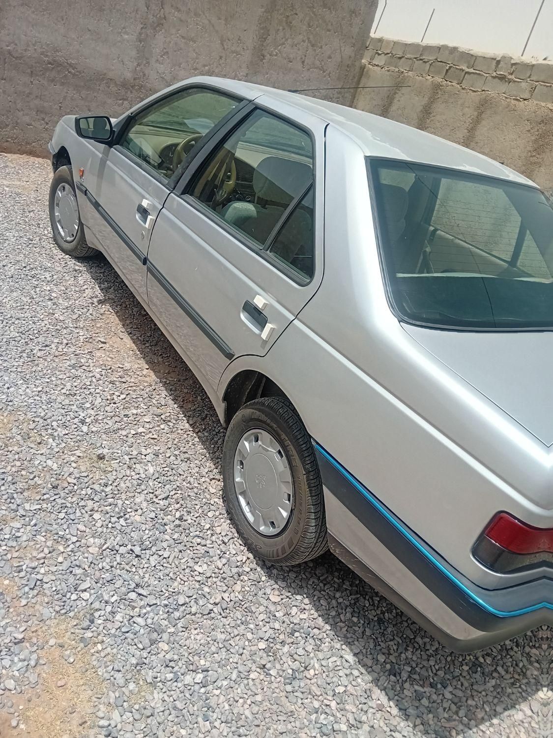 پژو 405 GL - 1373