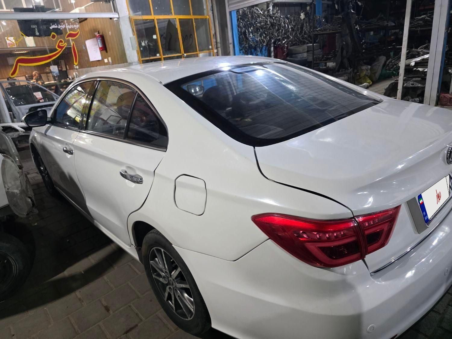 لیفان 820 اتوماتیک - 1395