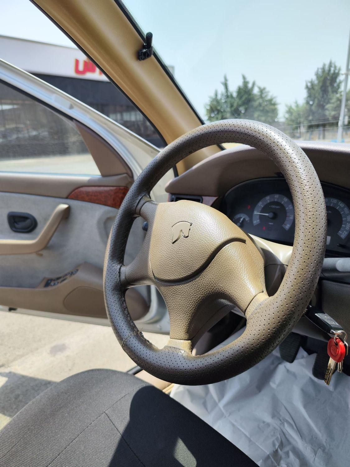 سمند LX XU7 - 1385