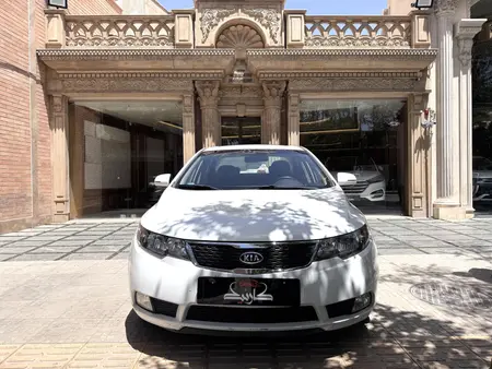 خودرو کیا، سراتو مونتاژ آگهی ann_19278709