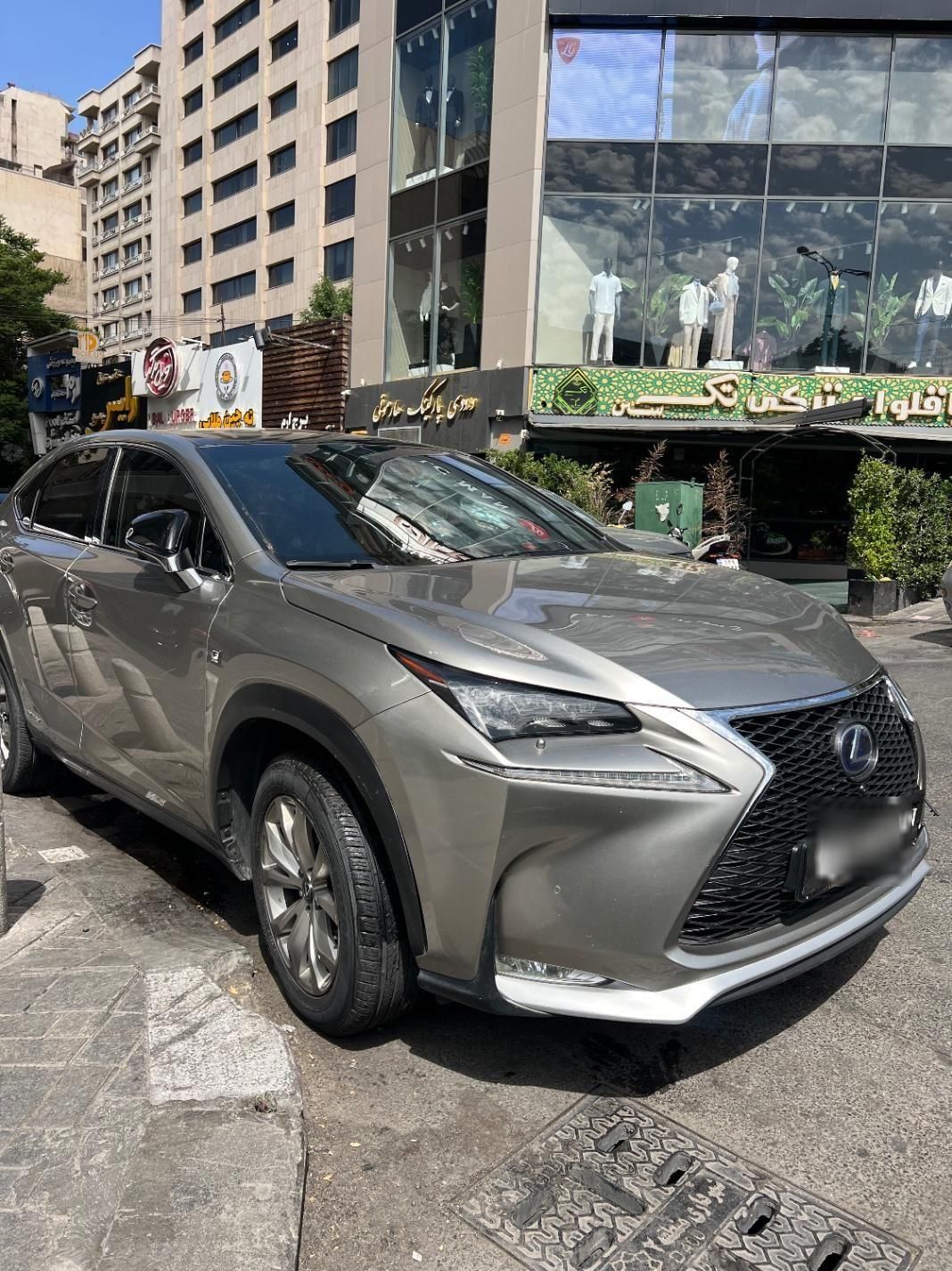 خودرو لکسوس، NX هیبرید آگهی ann_19279288