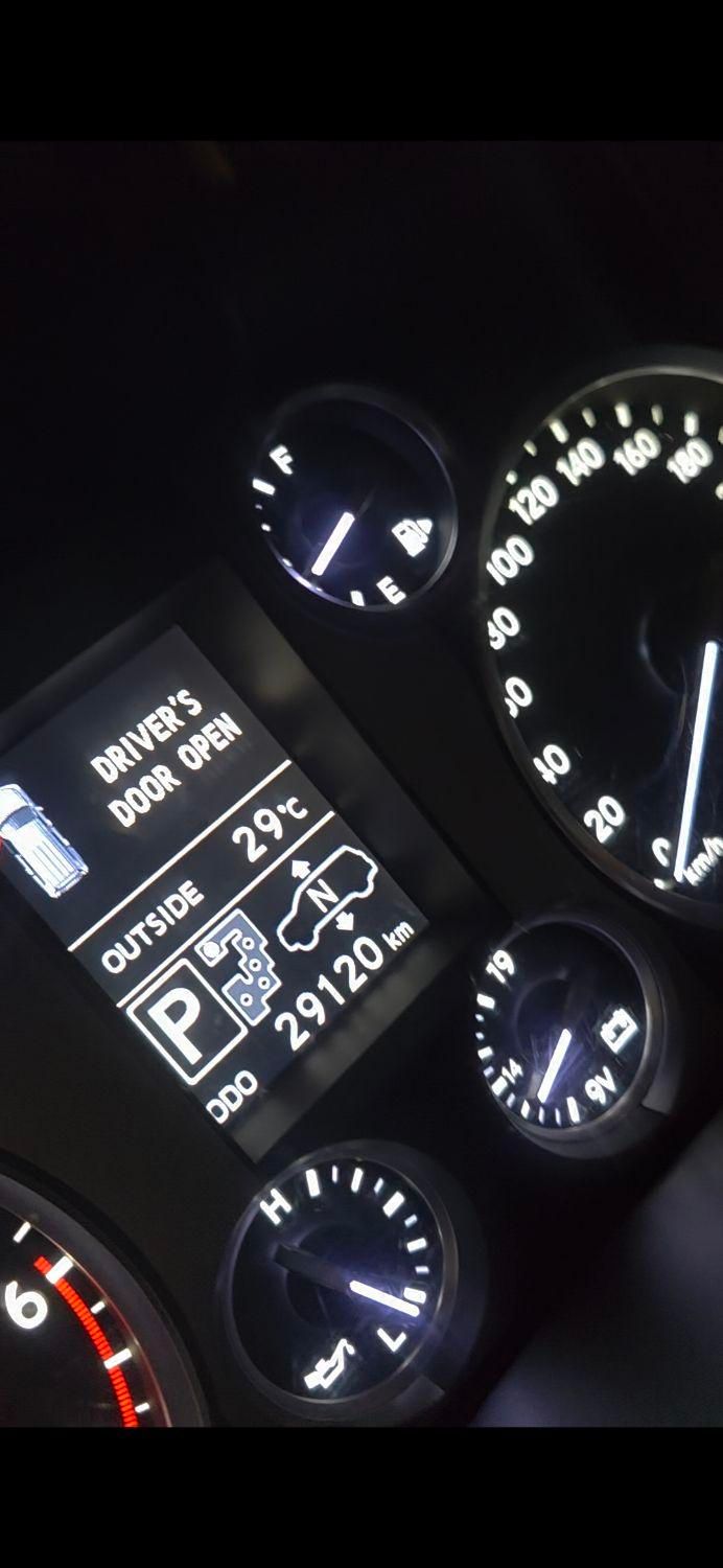 لکسوس LX 570 فول - 2013