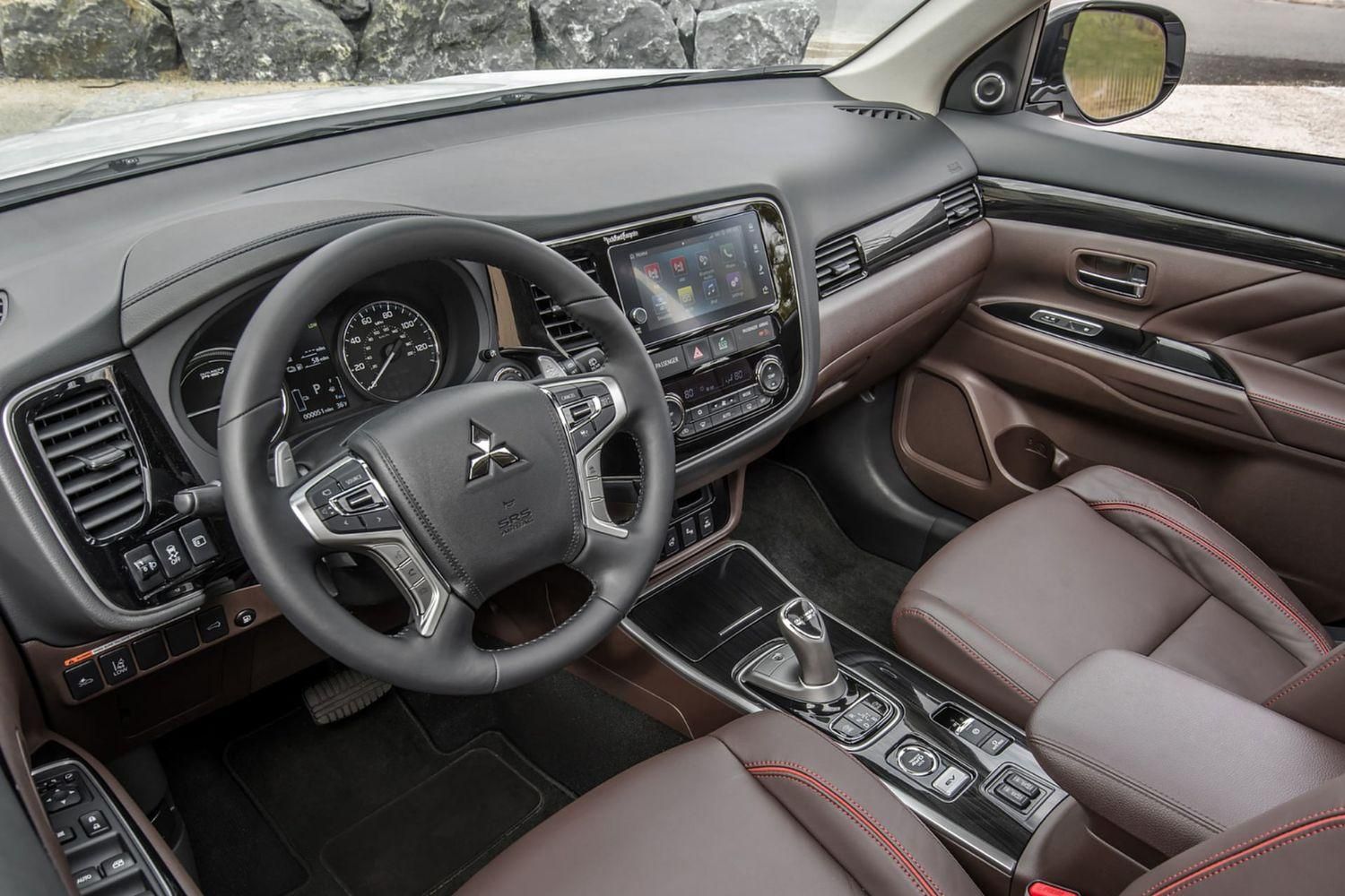 میتسوبیشی اوتلندر PHEV PHEV - 2018