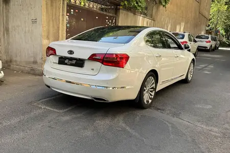 کیا سراتو مونتاژ 2000 اتوماتیک - 2013