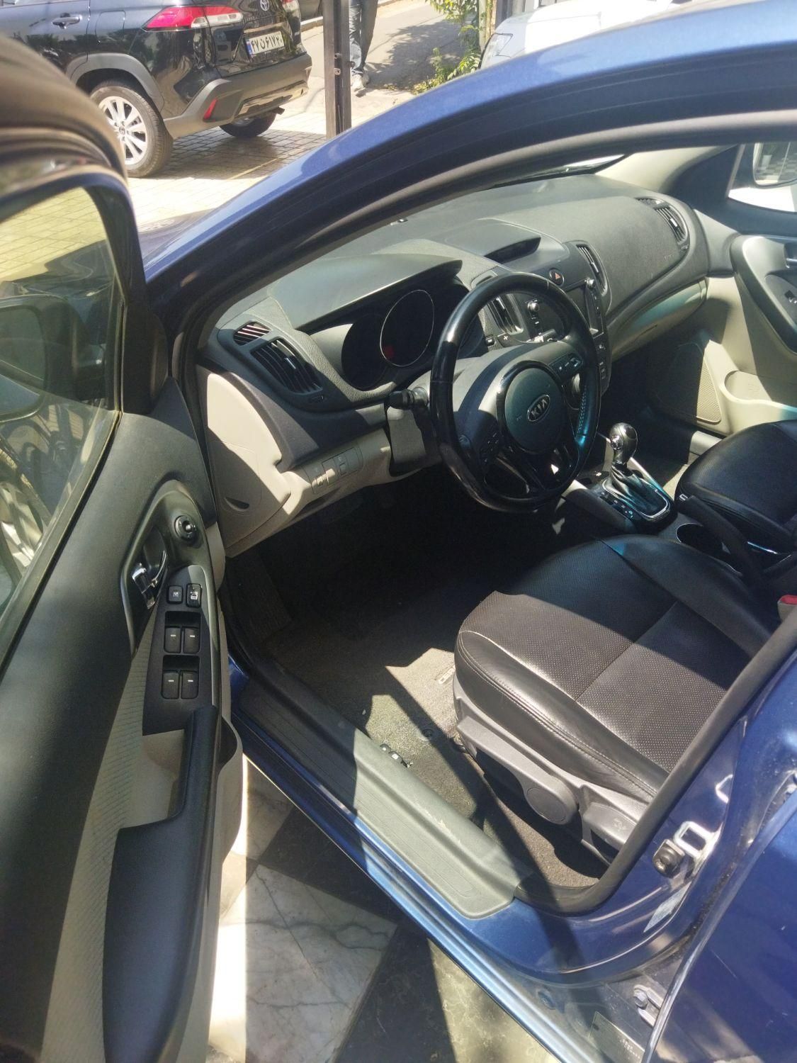 کیا سراتو 2.0 لیتر اتوماتیک GT لاین - 2018