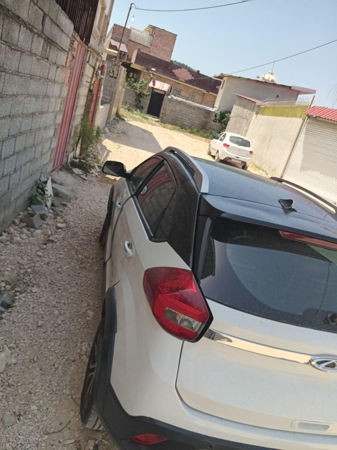 ام وی ام X22 دنده‌ای لاکچری - 1396