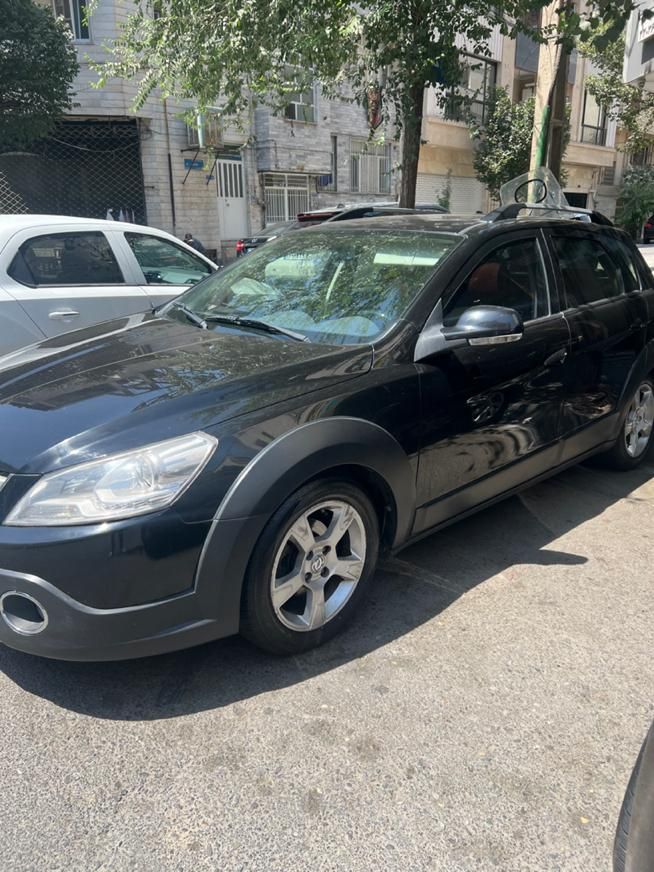 خودرو دانگ فنگ، H30 کراس آگهی ann_19280391