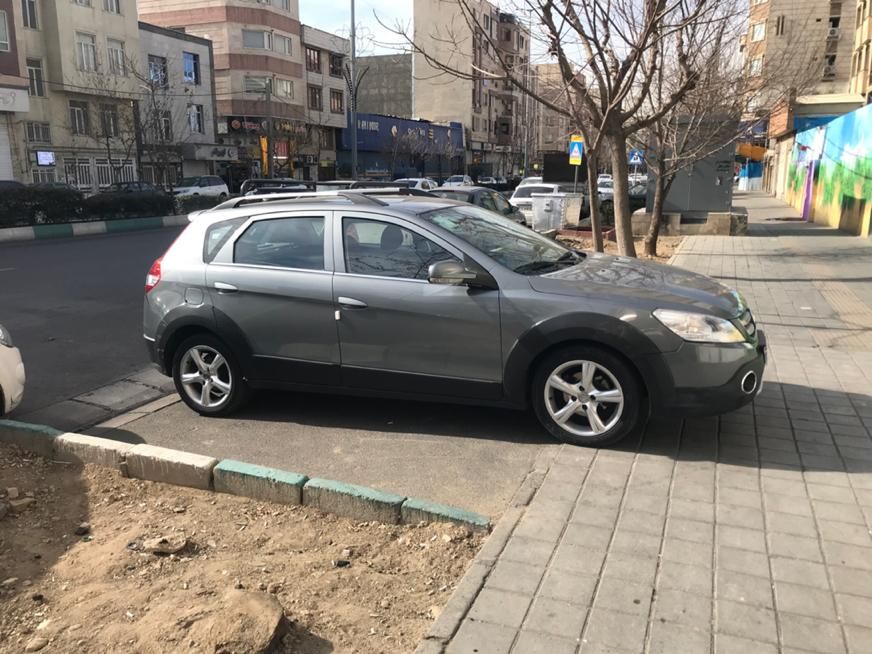 خودرو دانگ فنگ، H30 کراس آگهی ann_19280738