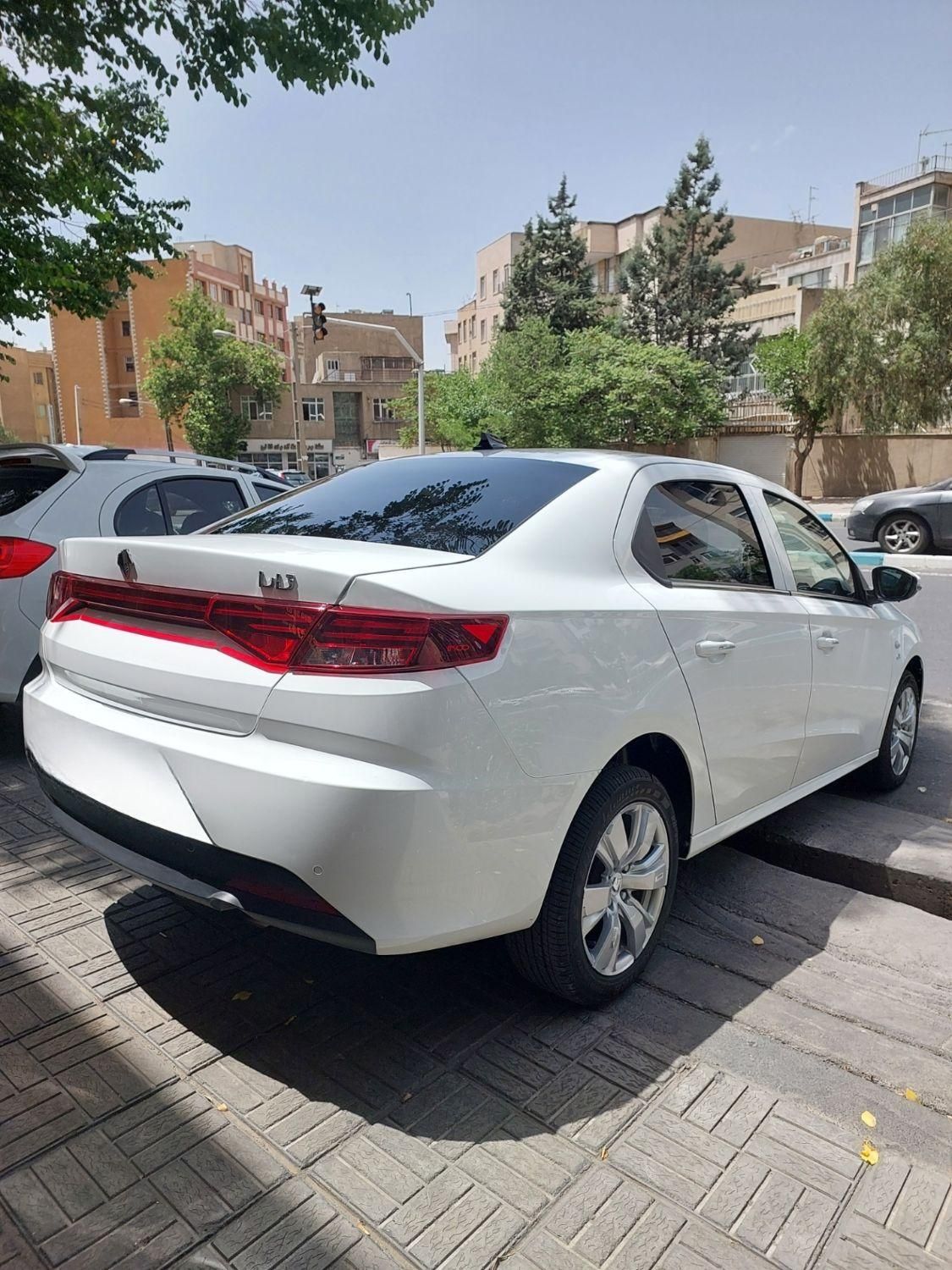 خودرو تارا، دنده‌ای آگهی ann_19280889