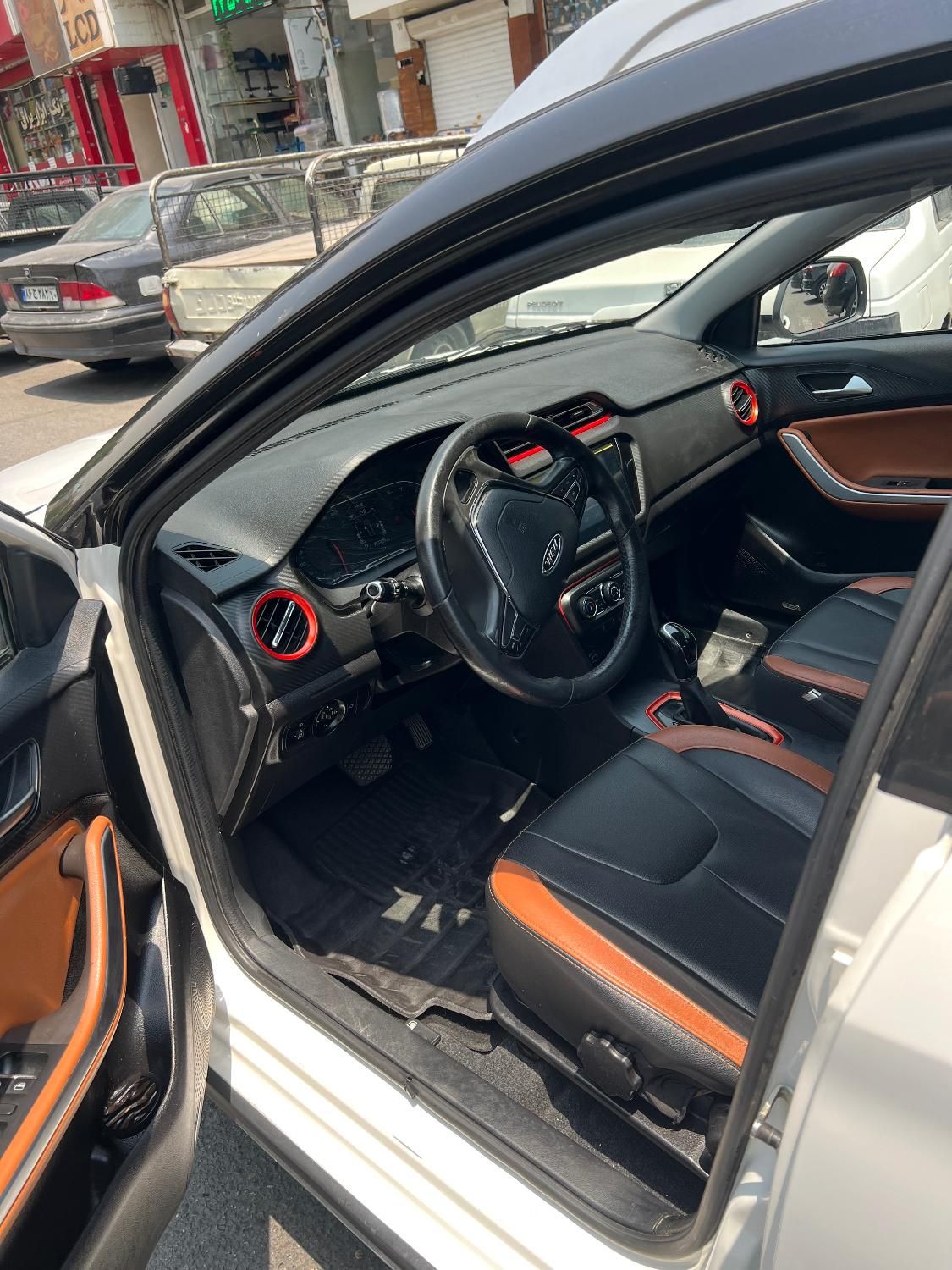 ام وی ام X22 اتوماتیک اسپرت اکسلنت - 1396