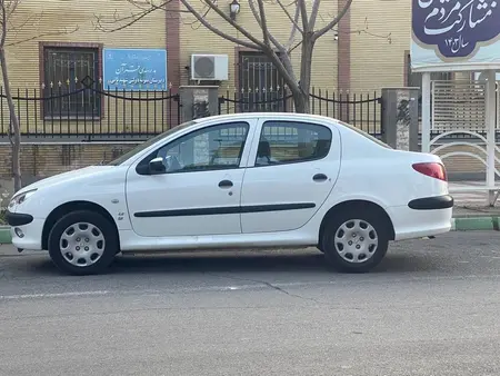 پژو ۲۰۶ صندوق دار v8 - 1399