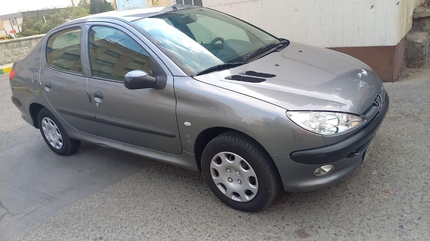پژو ۲۰۶ صندوق دار v8 - 1389