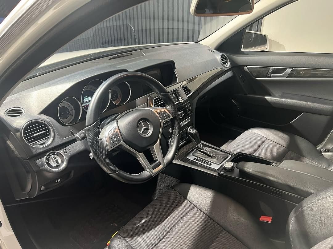 بنز C 200 - 2013