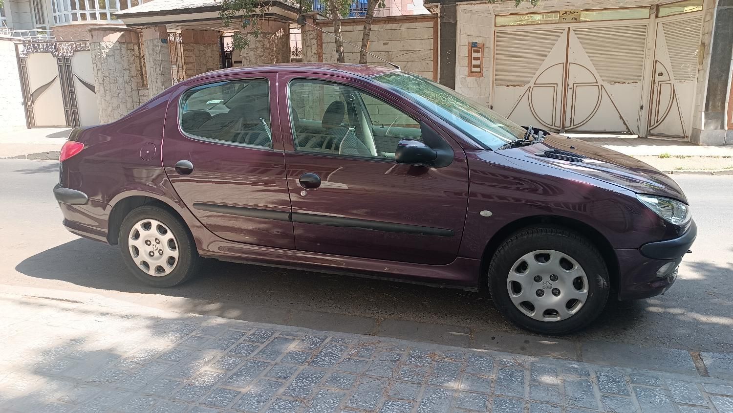 پژو ۲۰۶ صندوق دار v8 - 1394