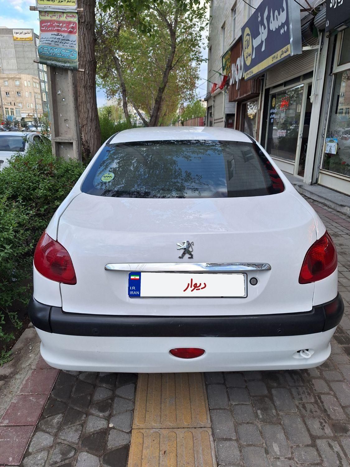 پژو ۲۰۶ صندوق دار v8 - 1398